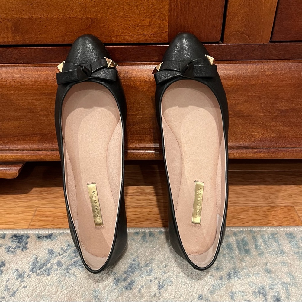 Black Flats